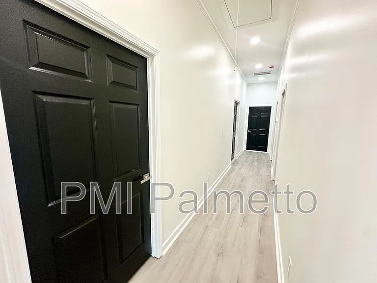 1121 Zeigler St #B — Photo 13