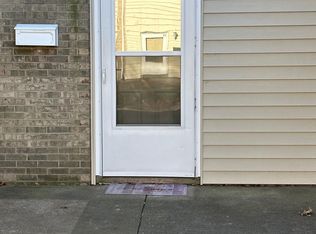 16 Florentine Ct, Pekin, IL 61554