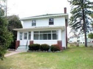 1751 Woodland Ave, Duluth, MN 55803