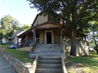 204 Wildwood St, Excelsior Springs, MO 64024