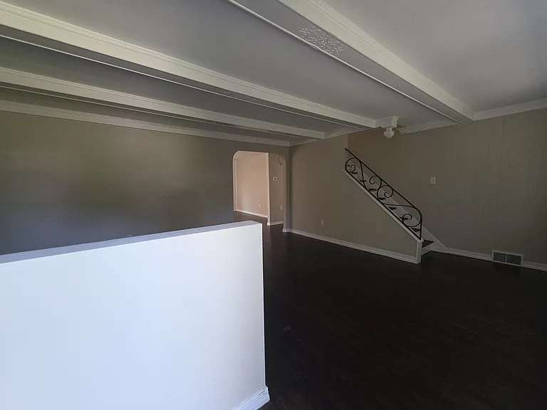 316 Hutchinson Ave — Photo 7