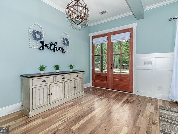 4th image of 5172 Mill Creek Ln