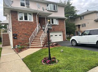 228 Mehrhof Rd, Little Ferry, NJ 07643