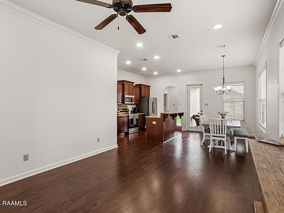 4th image of 104 Meadowhollow Dr
