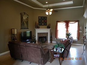 4th image of 10340 Abigail Dr