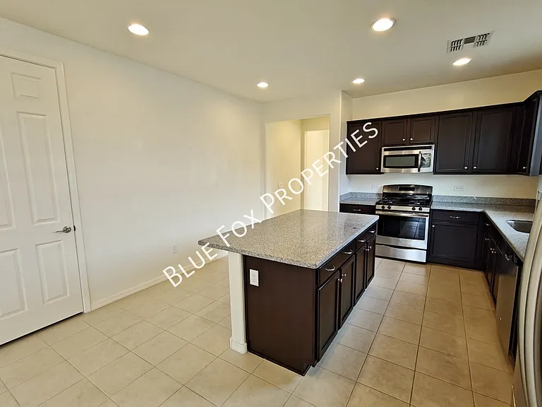 12163 N Meditation Dr — Photo 20