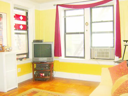 Rented by Corcoran | media 12