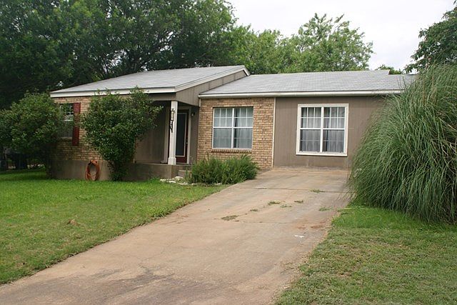 1st image of 243 Northwest Dr
