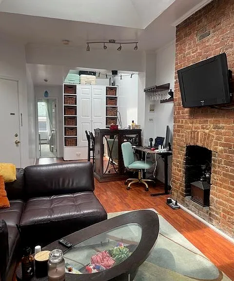 131 Madison St #4L — Photo 4
