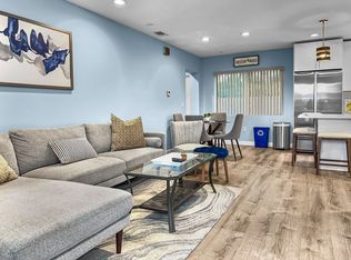 2027 Cass St, Sarasota, FL 34231
