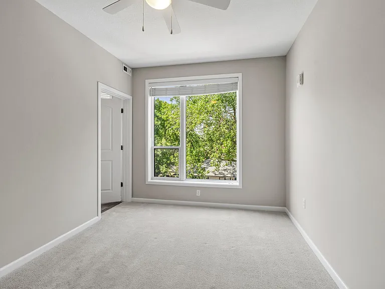 Serene Apartments — Photo 21
