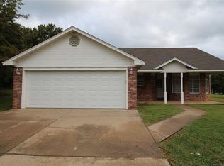 102 E George Ave, Pocola, OK 74902