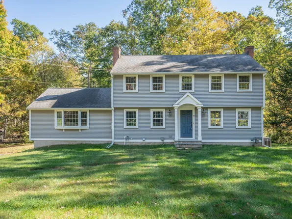 18 Powder Horn Drive, Simsbury, CT 06070