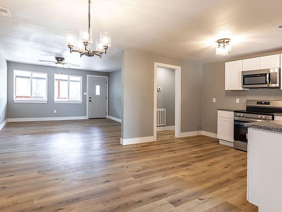 5th image of 415 Heritage Estates Road