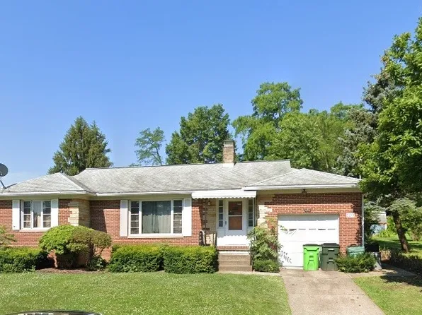 2219 Clark Ave, Alliance, OH 44601