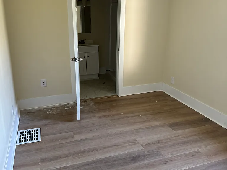 520 W Wheeling St — Photo 8