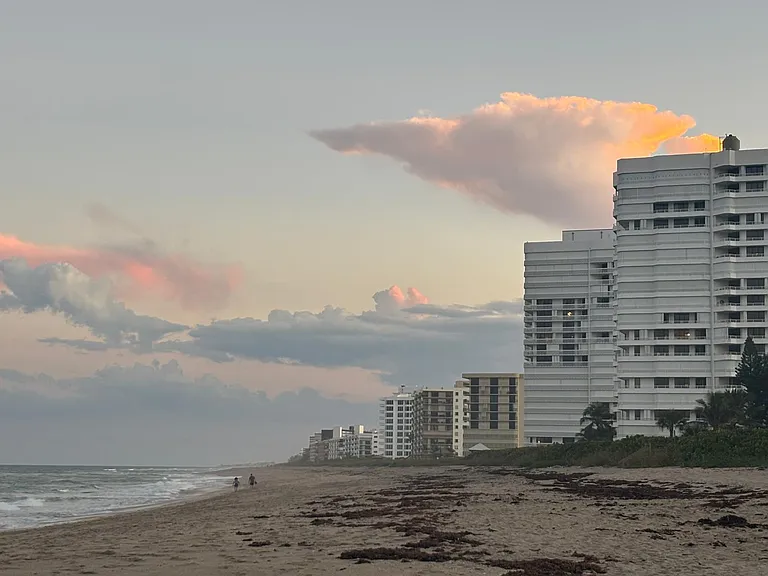 9900 S Ocean Dr #1 — Photo 24