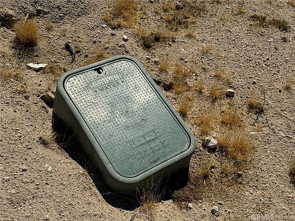 4th image of 2849 Delaware Ave