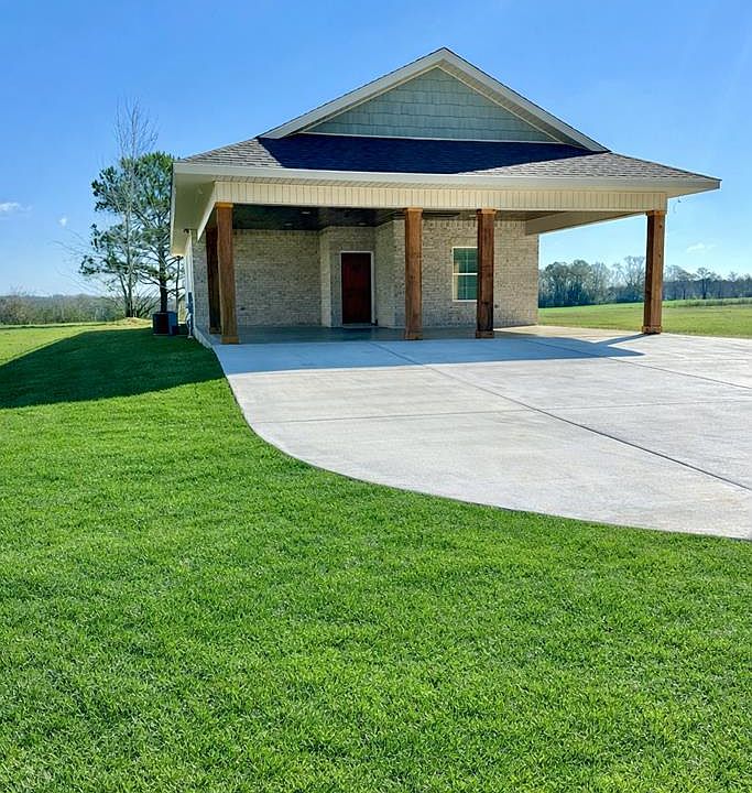 1st image of 759 Kelly St