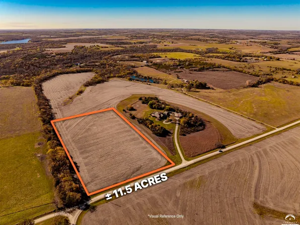 645 N 900th Rd, Lawrence, KS 66047