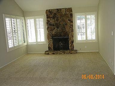 2nd image of 306 Lagunaria Ln