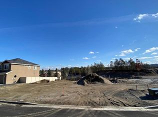 126 E Center Ln, Spokane, WA 99208