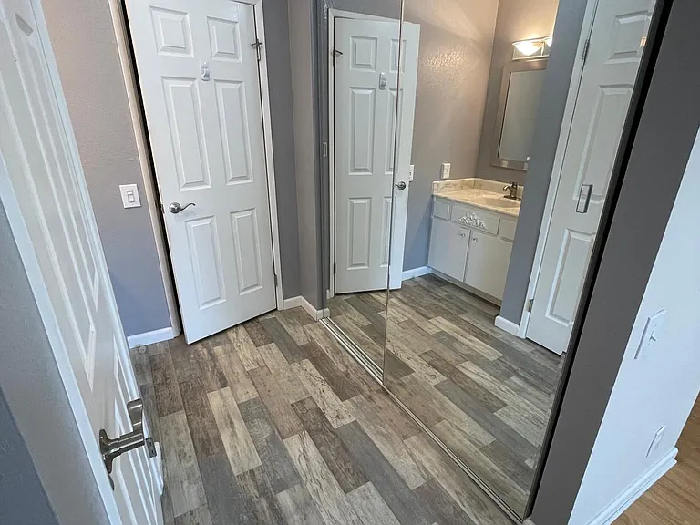 5486 Colony Field Dr — Photo 6