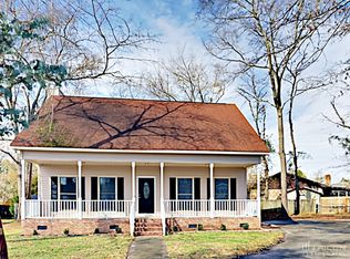 242 Chisolm Cir, Lexington, SC 29073