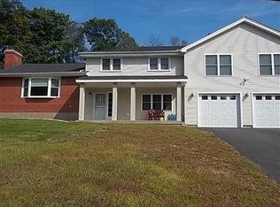 34 Bonnie Dr, Farmington, CT 06032