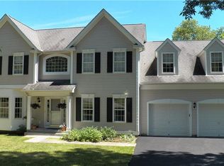 31 Ridge View Dr, Patterson, NY 12563