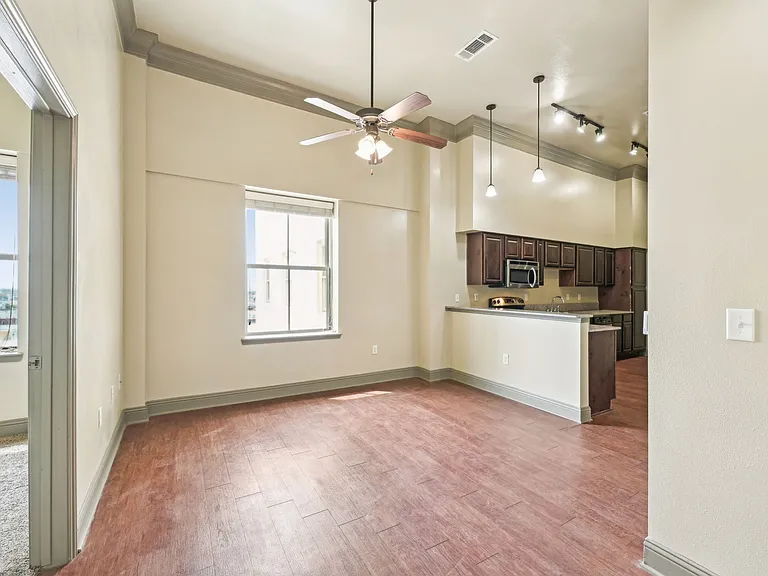 2101 Church Street — Photo 169