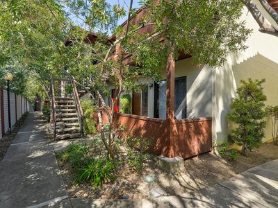 460 Costa Mesa Ter APT D, Sunnyvale, CA, 94085