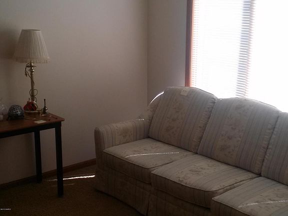 5th image of 275 Rolling Greene Dr NW