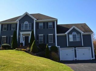 18 Essex St, Middleton, MA 01949