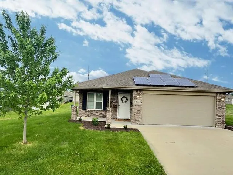 2326 S Joplin Ave — Photo 3