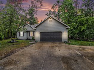 536 Michaywe Dr, Gaylord, MI 49735