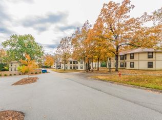 8815 Woodbine Dr APT 204, Sherwood, AR 72120