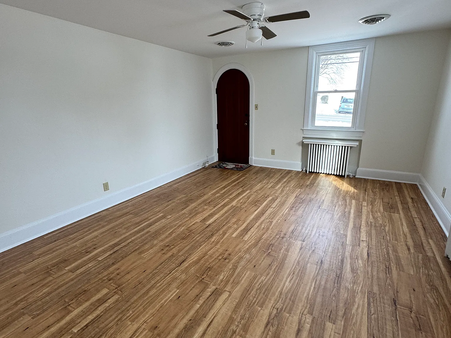 4304 Hanover Pike — Photo 4