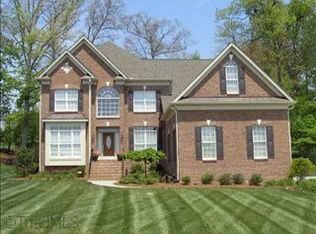 112 Salem Village Ct, Clemmons, NC 27012