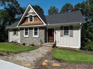 211 Dogwood Rd, Townville, SC 29689