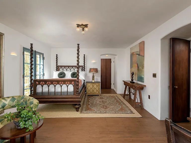 680 Buena Vista Dr — Photo 24