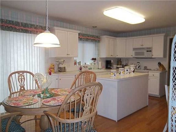 3rd image of 4833 Dressage Ln #4833