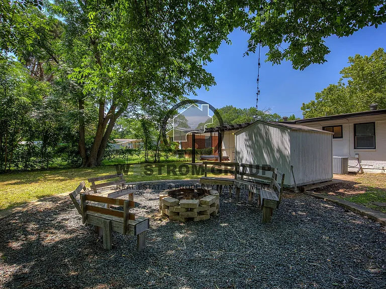 1308 Marshalldale Dr — Photo 46