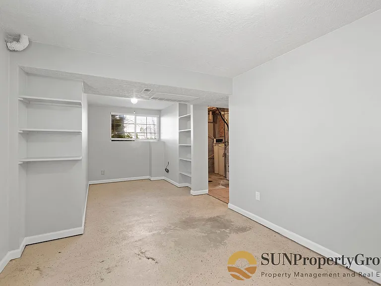 5458 S 4250 W — Photo 12