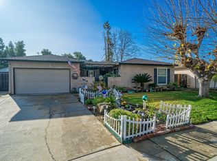 276 W Richert Ave, Clovis, CA 93612