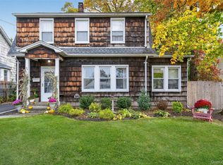 26 W 5th Street, Locust Valley, NY 11560