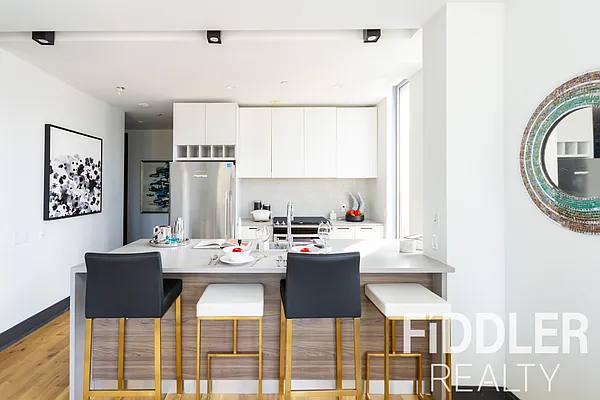 Rented by The KCI Group | media 4