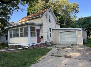 1110 8th Ave, Sterling, IL 61081