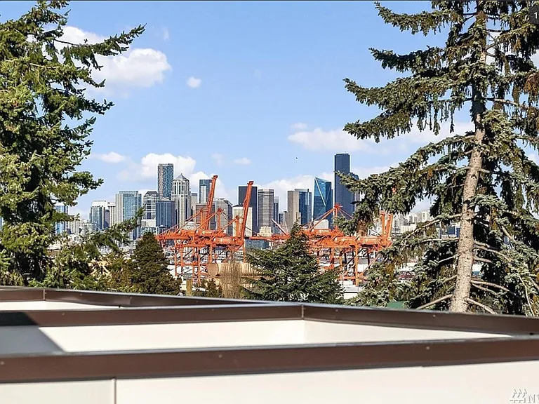East facing rooftop view; downtown Seattle