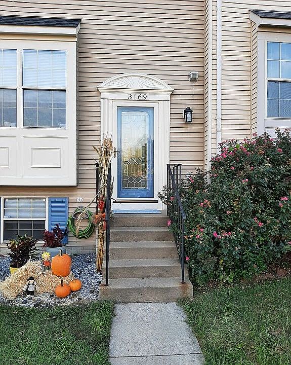 1st image of 3169 Antrim Cir